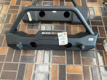Load image into Gallery viewer, Fishbone FB22090 2018-Current Jeep Wrangler JL JLU &2020-Current Jeep Gladiator JT Mako Front bumper