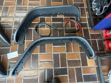 Load image into Gallery viewer, Fishbone FB33006 Aluminum Tube Fenders 2007-2018 Jeep Wrangler JK JKU